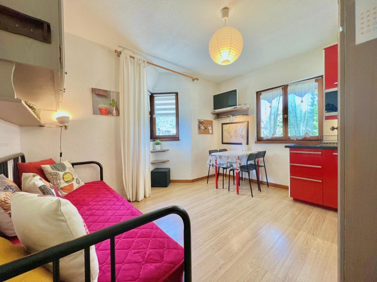 Les Sommets Studio Chamonix Bagian luar foto