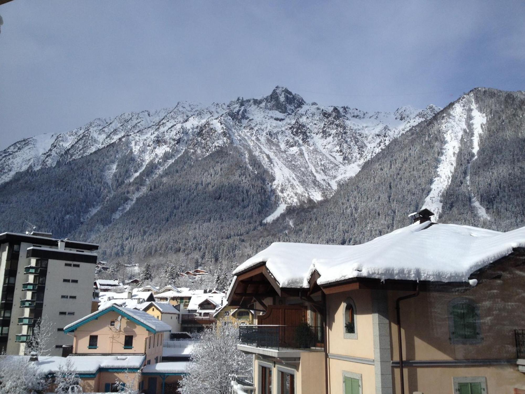 Les Sommets Studio Chamonix Bagian luar foto