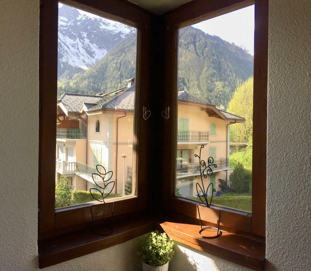Les Sommets Studio Chamonix Bagian luar foto